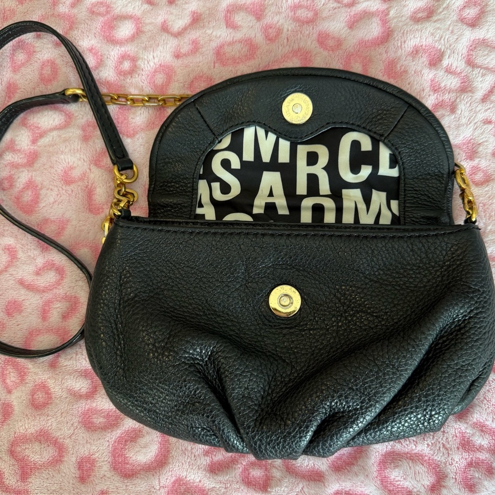 Marc By Marc Jacobs Black Leather
Clutch/Purse - Picture 10 of 10